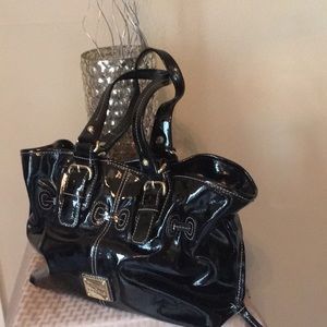 Dooney & Bourke Handbag